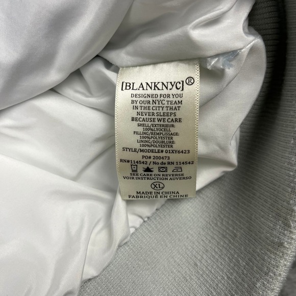 BLANKNYC Quilted Acid Wash Denim Bomber Jacket Women's XL Blue - Picture 5 of 11